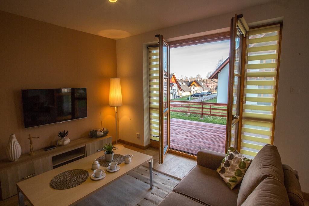 "Rodzinny Apartament Pod Sniezka 2" Na Osiedlu "Apartamenty Pod Sniezka" Karpacz Pokoj fotografie